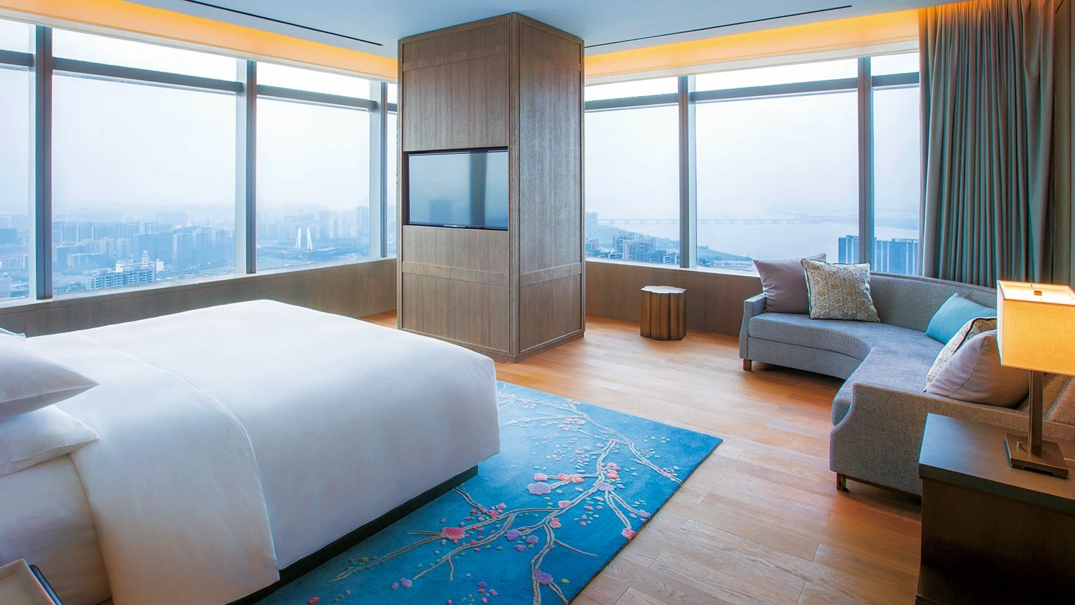 Why Curved Sofa In Hotel Room Why Curved Sofa In Hotel Room